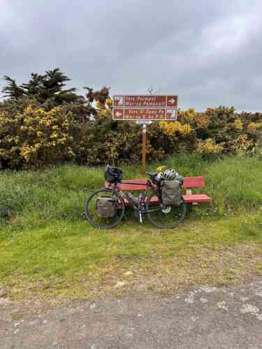 EuroVelo 4 - My Surly Disc Trucker parked at the coast, close by Plouézec