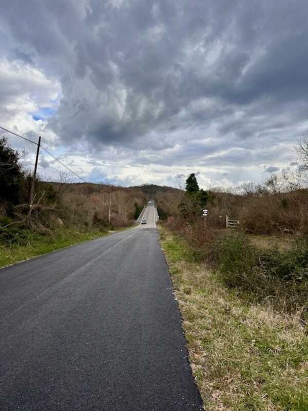 EuroVelo 5 - road up to Barbarano Romano